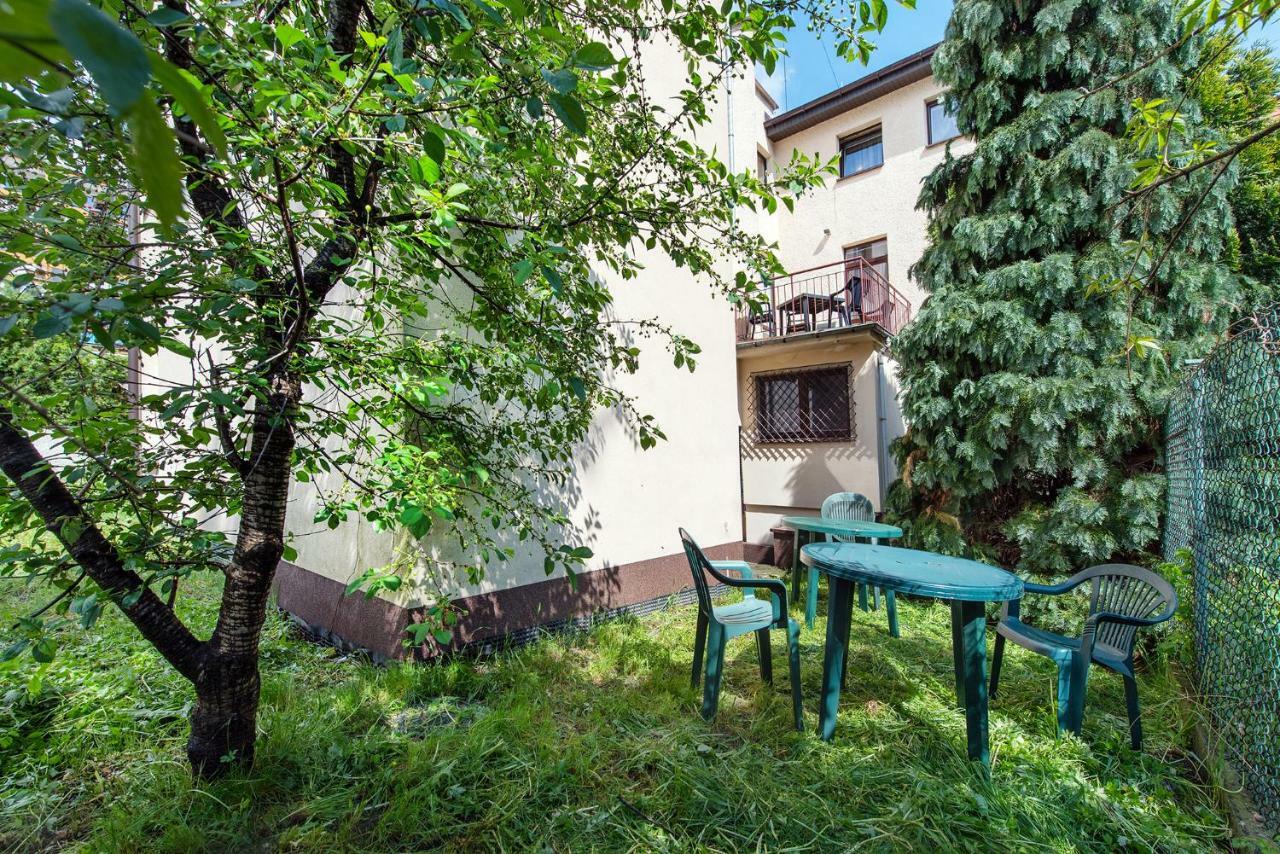 Auberge de jeunesse Dom Kolping à Cracovie Extérieur photo
