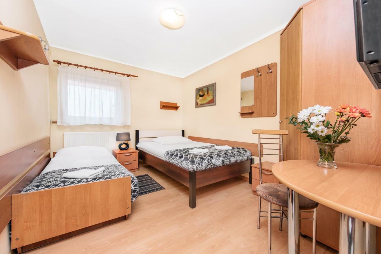 Auberge de jeunesse Dom Kolping à Cracovie Extérieur photo